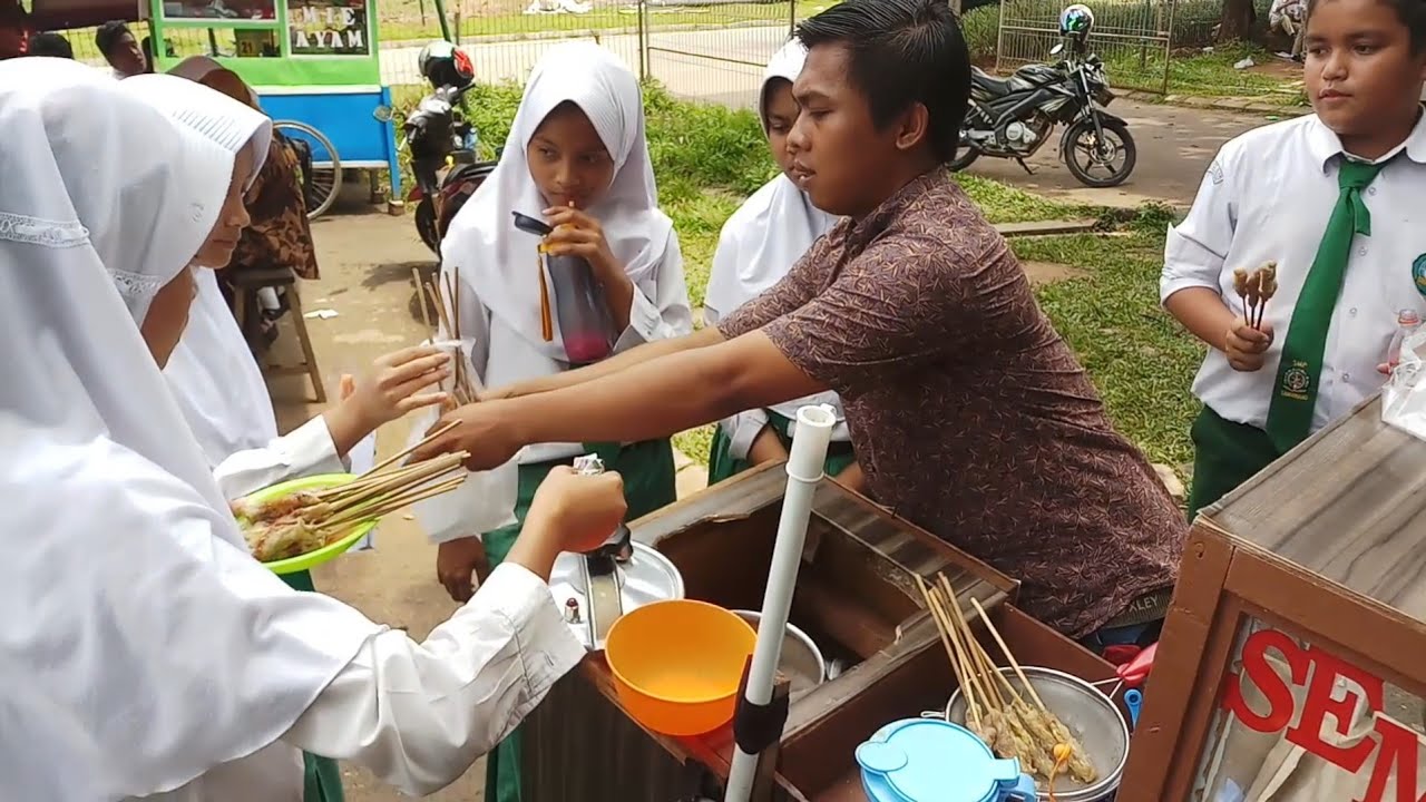 Gerobak Motor Sempol Ayam Alamat Kantor Grab Indonesia