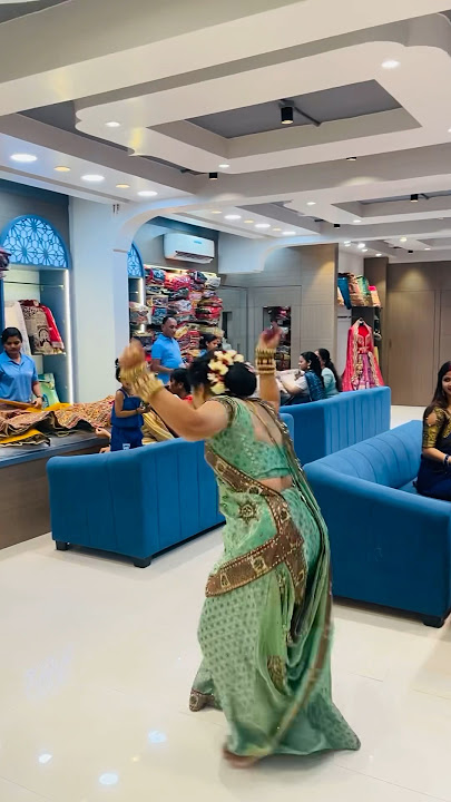 A Haalo😂Shopping Sathe Garba😂 #gujjudaya #tmkoc #garba