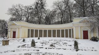 Зимняя прогулка в парке Александрия (30.01.2021). Снег идет. Незамерзающее озеро