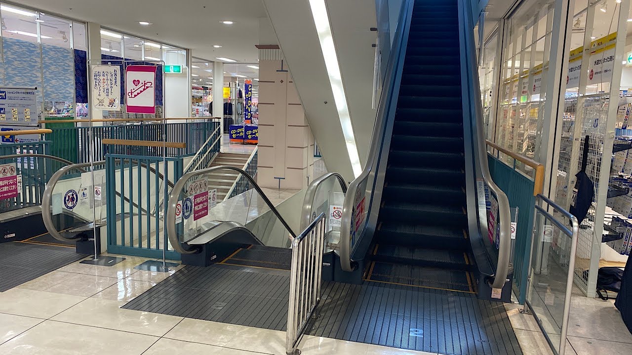 イオン山形北店 エスカレーター【MITSUBISHI】