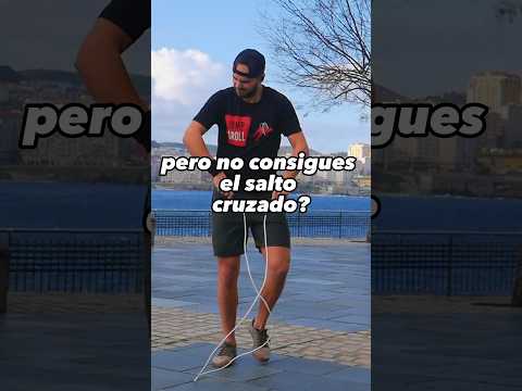 Video: ¿Cómo hacer patadas voladoras y cruces entrecruzados?