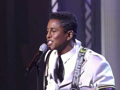 Michael Jackson And His Brother S Performing Live In 2001 