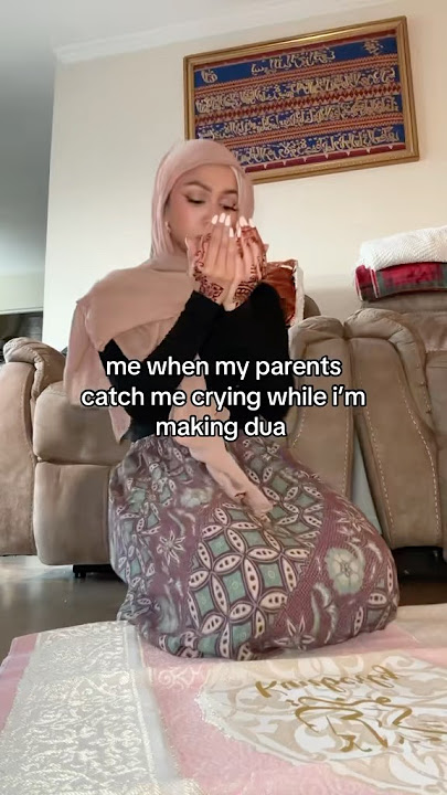 I feel so shyyyy, like let me cry in peace 😭😭 #islam #salah #prayer #muslimhumor #muslim