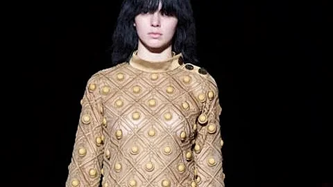 Kendall Jenner Rocks Marc Jacobs Catwalk