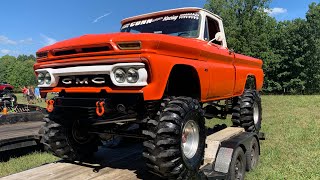 Old LS Powered GMC Mud Truck On Boggers