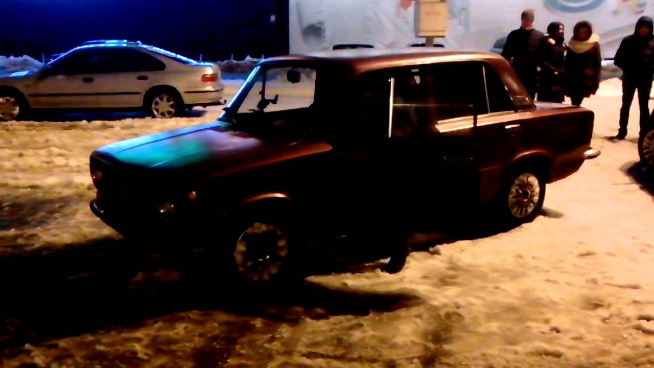 Звук машины без глушителя