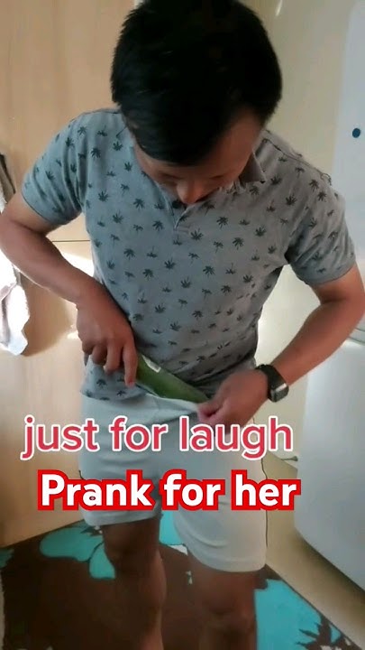 prank-gone-wrong-funny-prank-girl-was-shocked-comedy-video-funny