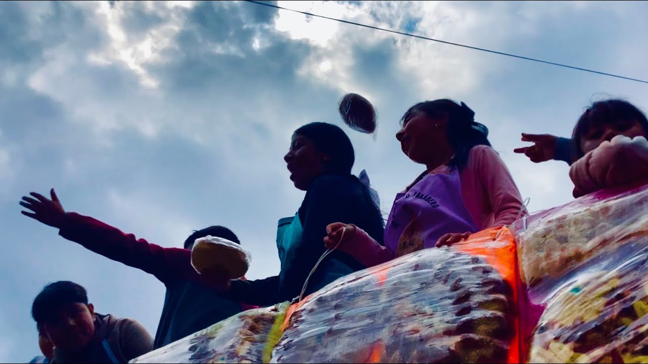 SAN BARTOLOMÉ ATLATLAHUCA Y SU TRADICIONAL PASEO “LLUVIA DE PAN”| Mayordomía 2025🥖🍞🥙👩🏿‍🍳