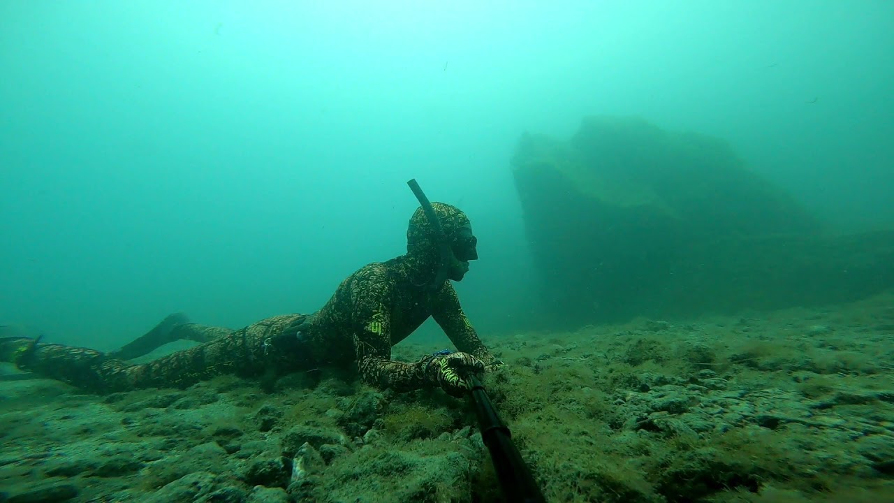 3' STA. Apnea estatica de 3 minutos a 18 metros de profundidad.