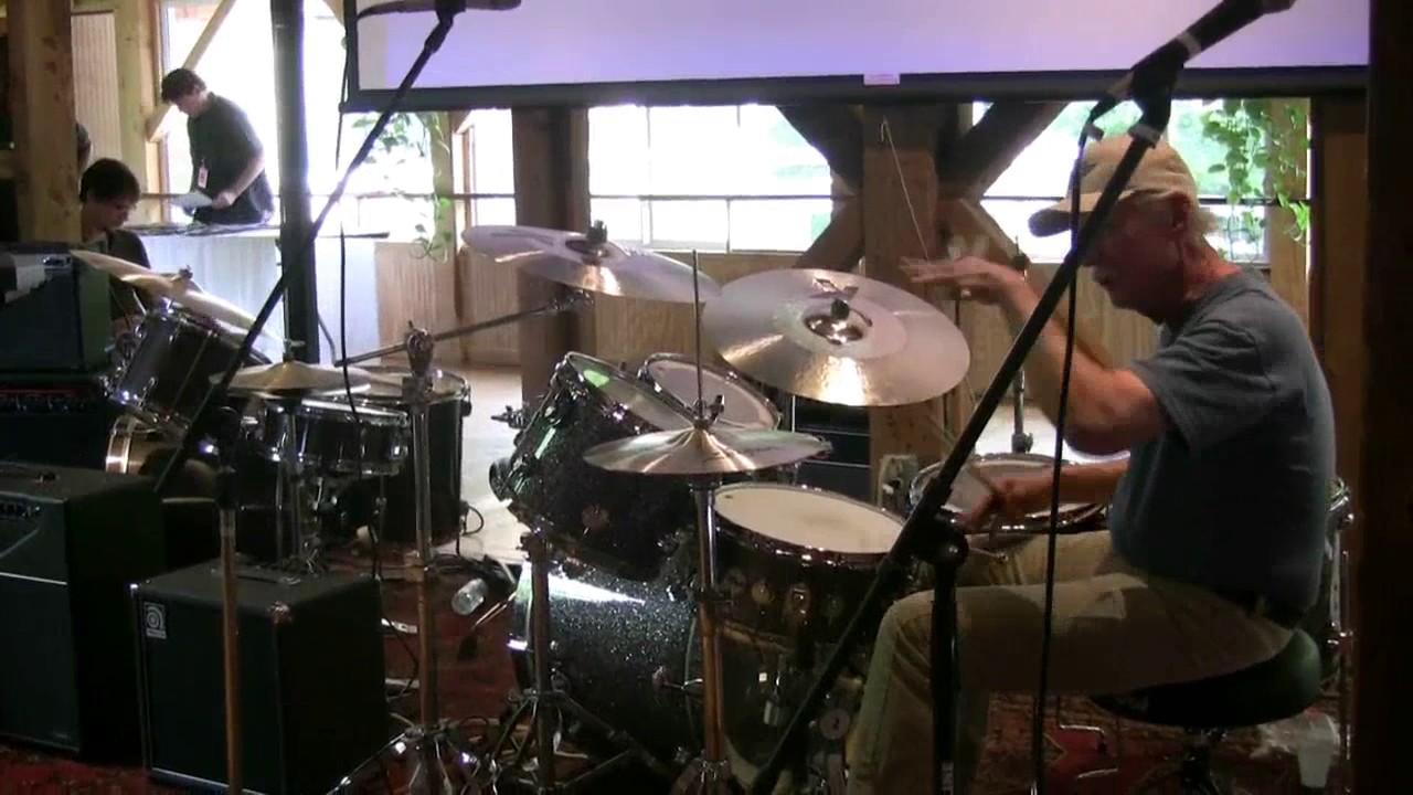 Butch Trucks Demonstrating Drumming with The ABB