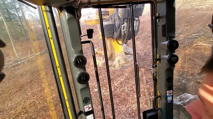 TIGERCAT FELLERBUNCHER LX830E 5702-26 HOTSAW logging