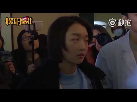 电影《少年的你》官宣：易烊千玺和周冬雨为男女主角