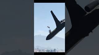 Pilot And Airhostess Jumped From Plane Before Explosion