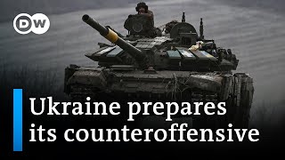 Ukraine planning counteroffensive with new weapons | DW News