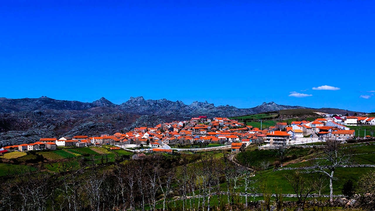 Aldeia Pitões das Júnias