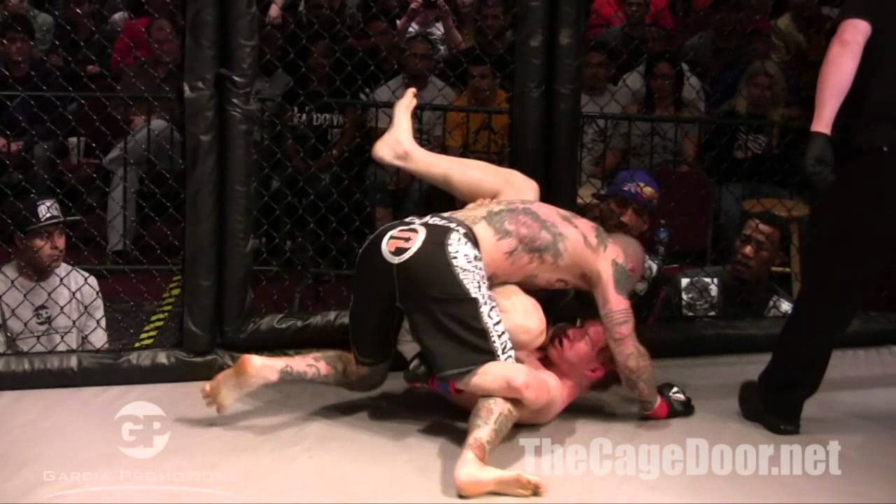 Cage Combat 8   Friedman vs Hanna