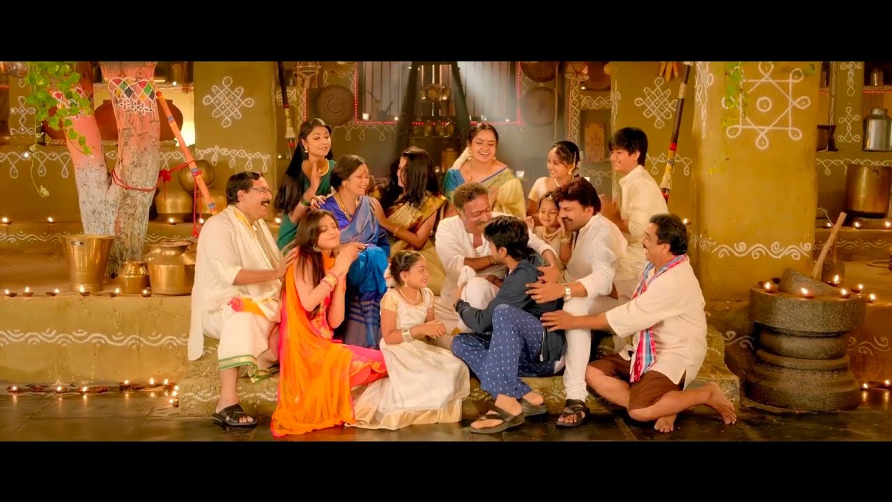 Neeli Rangu Cheeralona 4k Video Song || Govindudu Andarivaadele Songs ...