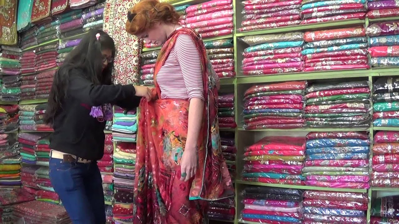 Sari shopping in Kathmandu - YouTube