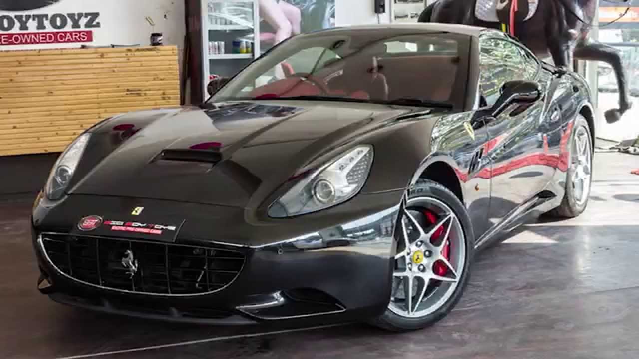 Ferrari California @ Big Boy Toyz - YouTube