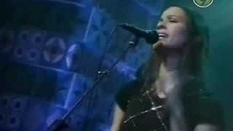 Alanis M. - Uninvited @ Intimate and Interactive (1998)