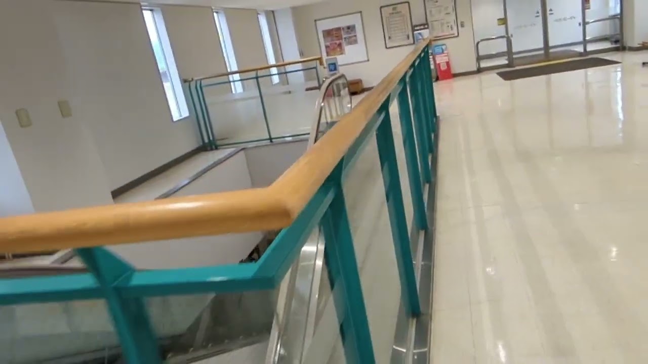 イトーヨーカドー甲府昭和　エスカレーター