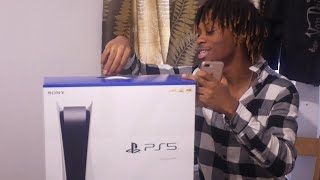 IsWavy Unboxing The NEW PS5  (And Setup)
