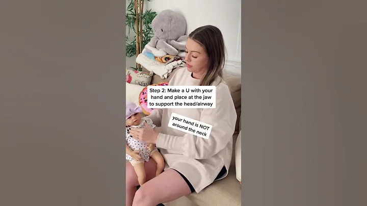 Baby Tips |  A better way to burp your newborn baby! #newbaby #newborn #babytips #newmom #newbornso