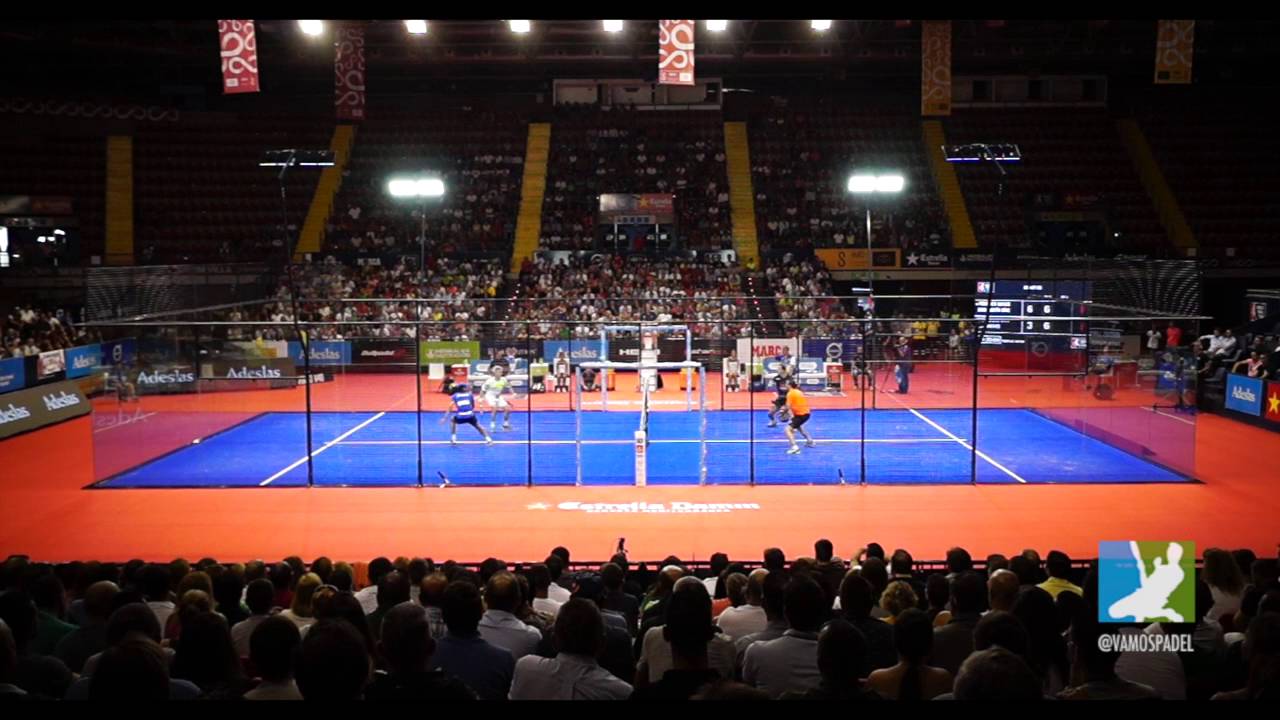 Vamos Pádel. Puntazo de Juan Martín y Fede Quiles contra Juani Mieres y Miguel Lamperti.