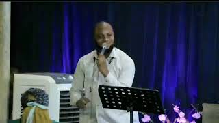 Henock tshiondo😭 à fais pleure l'église centre de réveillé spirituel wa l'ESA Lubumbashi 🔥🔥🔥😭😭😭