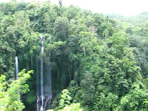 водопад Мундук (Бали, Индонезия)