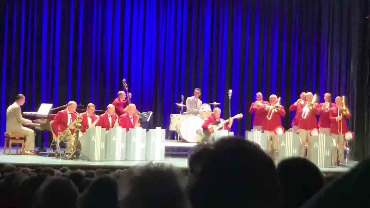 Andrej Hermlin And His Swing Dance Orchestra with David Hermlin - When Winter Comes