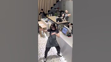 Thumbnail of So cute dance 💃