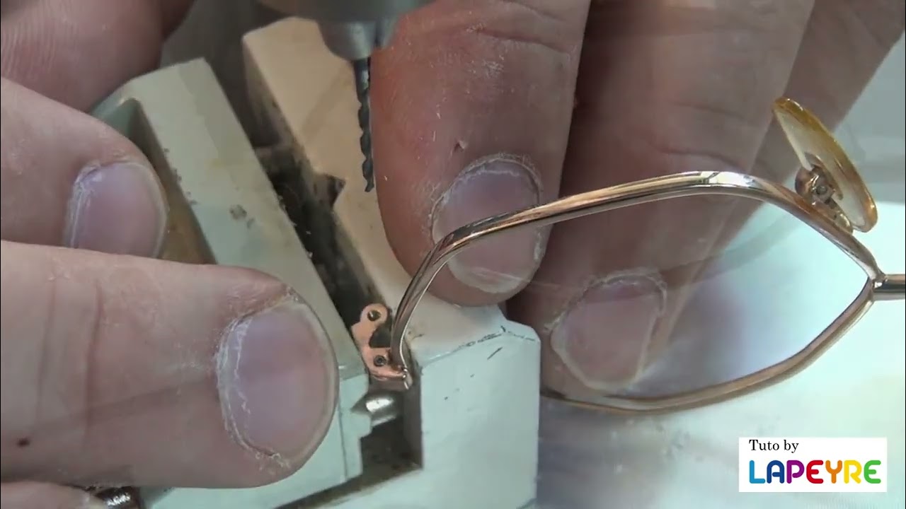 Extraction de vis cassée - Atelier de l'opticien
