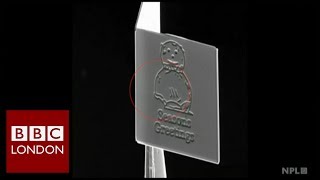 The world’s smallest Christmas card – BBC London News