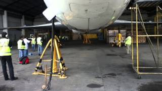 Nose and Main Landing Gear Test - Boeing 727-100