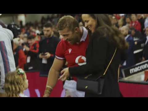 Video: Leigh halfpenny niyə oynamır?