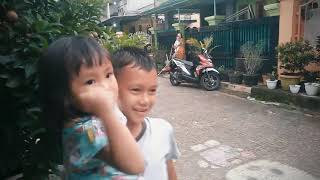 PIPI AKU DIUSAP-USAP SAMA ONDEL-ONDEL