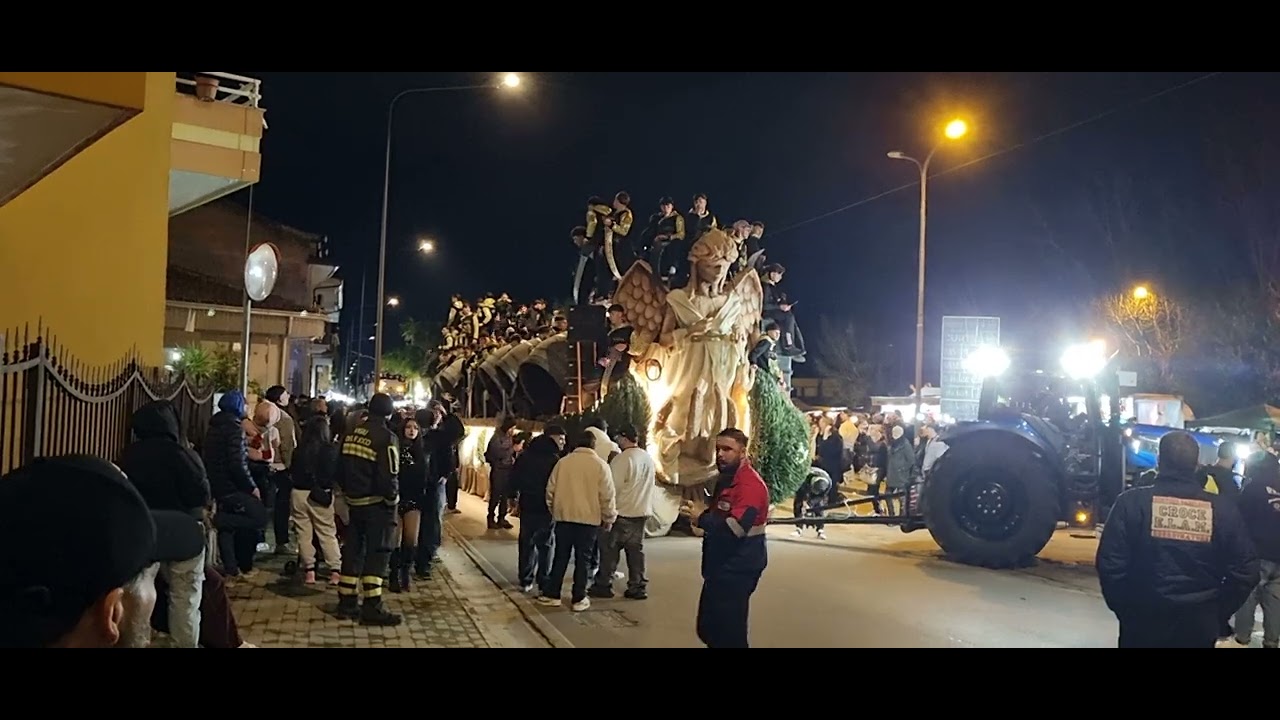 carri di sant antuono a portico di caserta.Carro a tradizion e sant Antuono