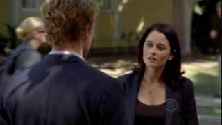 Jane, Lisbon 1x10 - Jane kissed a girl 