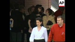 USA: JONESBORO: VICTIMS OF SCHOOLYARD SHOOTING ARE BURIED UPDATE