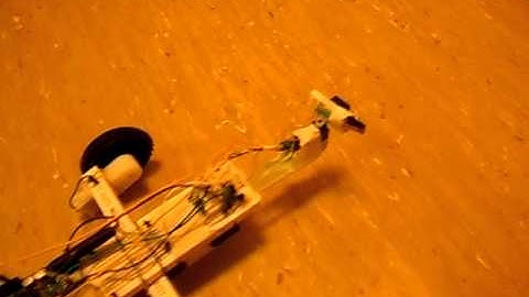arduino robot with IR range senzor