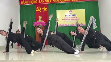 Múa phục vụ Đại Đoàn kết khu phố An Bình . Phường trấn biên