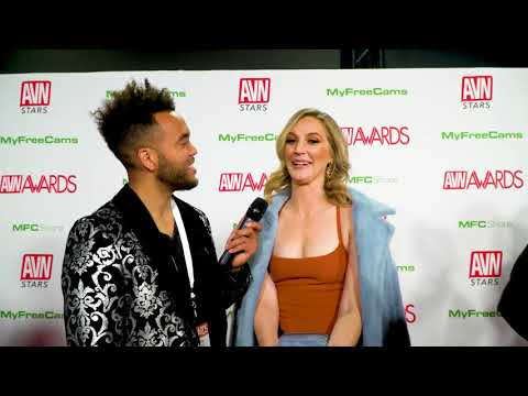 Mona Wales AVN 2020 Interview