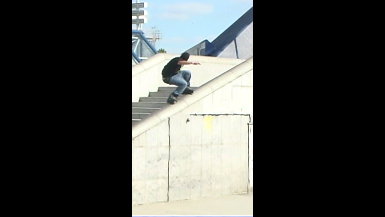 Chris Haffey lacing 450 royale on the Bercy Ledge 
