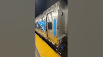Amtrak’s new paint scheme