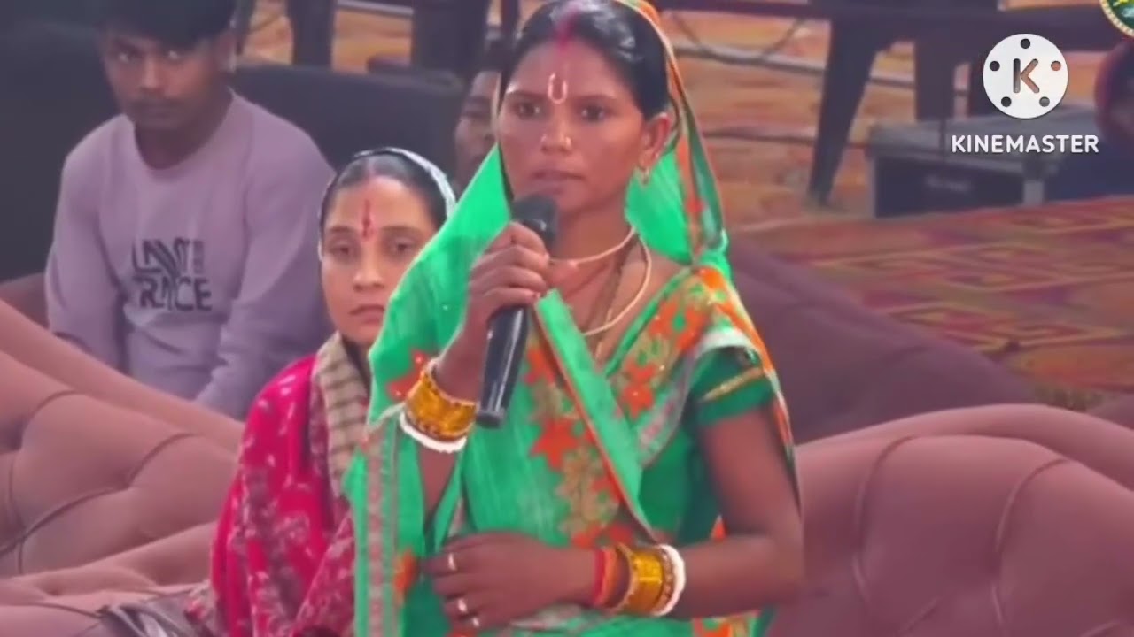 Mahila ke bhajan per Jhoom Utha pura pandal