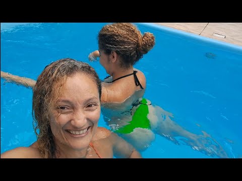 👀DESAFIO NA PISCINA SE NÃO SOUBER O QUE É LEVA CÓCEGAS kkk