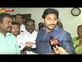 Tribals meet Jagan, complain about inflated power bills