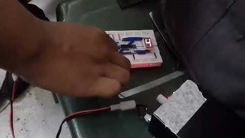 4-BIT SYNCHRONOUS UP-COUNTER USING 7-SEGMENT