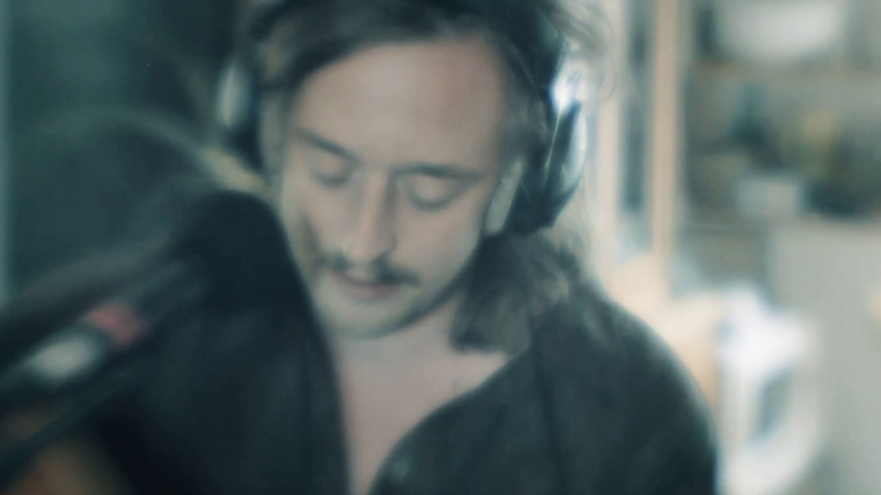 MOONBOAT - Shelter (Robot Studio Session)